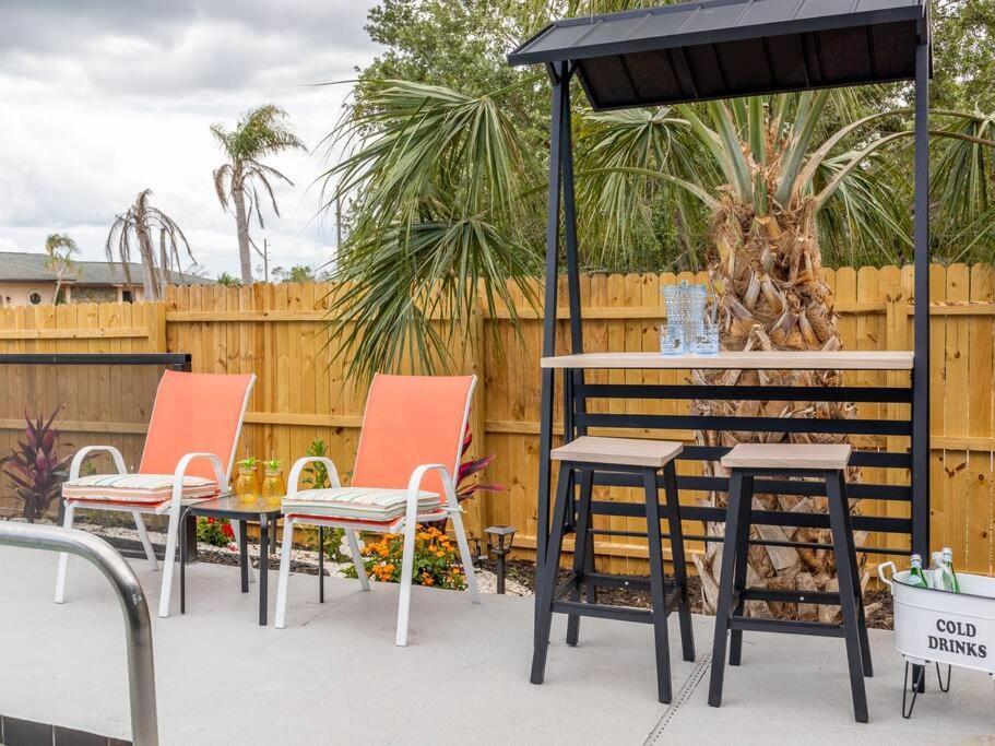 Englewood, Manasota Keys - 2 Bedroom Luxury Villa, Pool, Game Room, 6 Min To Beaches Next To Canal Luaran gambar